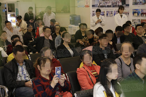 表皮移植治疗”基金援助火热征集中! 表皮移植治疗”基金援助火热征集中!